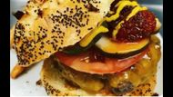 Succulent burgers at Restaurant 55 (Image via myrestaurant55.com)